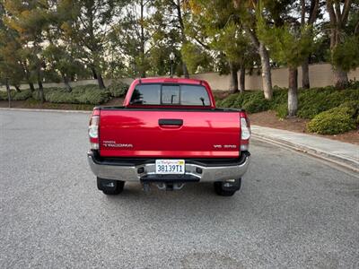2015 Toyota Tacoma V6 ONE OWNER, 46,638 ORIGINAL MILES   - Photo 5 - Valencia, CA 91355