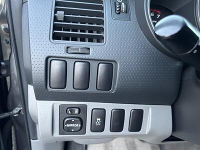 2011 Toyota Tacoma  Reliable! Low miles ! - Photo 22 - Valencia, CA 91355