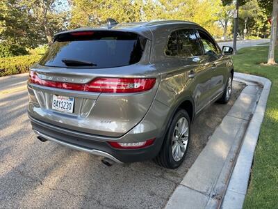 2017 Lincoln MKC Select  76680 LOW MILES!! BEAUTIFUL SUV!! - Photo 5 - Valencia, CA 91355