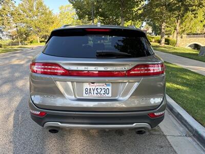 2017 Lincoln MKC Select  76680 LOW MILES!! BEAUTIFUL SUV!! - Photo 4 - Valencia, CA 91355