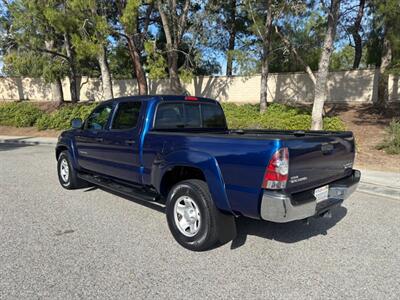 2015 Toyota Tacoma PreRunner V6   - Photo 3 - Valencia, CA 91355