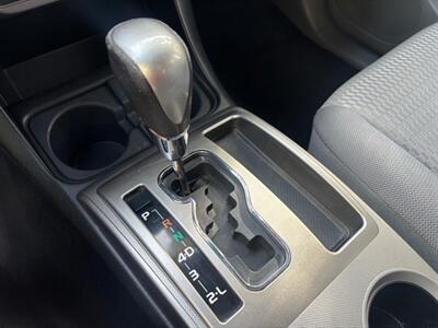 2015 Toyota Tacoma PreRunner V6   - Photo 20 - Valencia, CA 91355