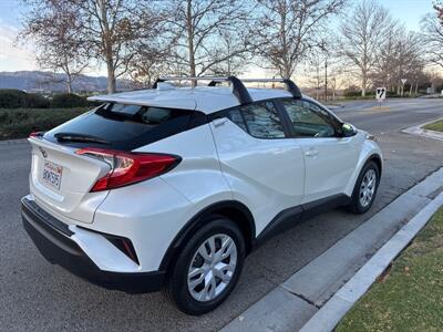 2019 Toyota C-HR LE  C-HR 69002 Miles! Loaded and like new !! - Photo 5 - Valencia, CA 91355