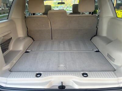 2006 Ford Explorer XLS ABSOLUTELY GORGEOUS !!   - Photo 12 - Valencia, CA 91355