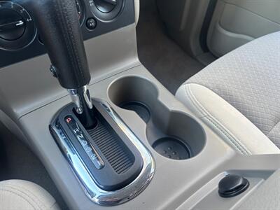2006 Ford Explorer XLS ABSOLUTELY GORGEOUS !!   - Photo 25 - Valencia, CA 91355