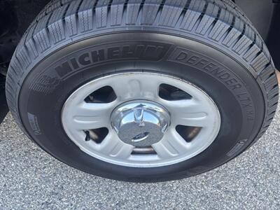 2006 Ford Explorer XLS ABSOLUTELY GORGEOUS !!   - Photo 35 - Valencia, CA 91355