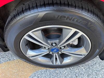 2012 Ford Focus SE  MANUAL! RUNS GREAT!! - Photo 34 - Valencia, CA 91355