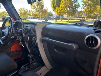 2010 Jeep Wrangler Sport 4X4 CALIFORNIA JEEP   - Photo 12 - Valencia, CA 91355