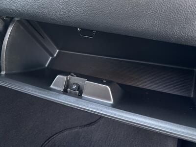 2013 RAM 1500 Tradesman  WOW 1976 ORIGINAL MILES !!! LIKE BRAND NEW!! - Photo 22 - Valencia, CA 91355