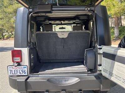 2007 Jeep Wrangler Rubicon 6 Speed  MANUAL!   - Photo 12 - Valencia, CA 91355