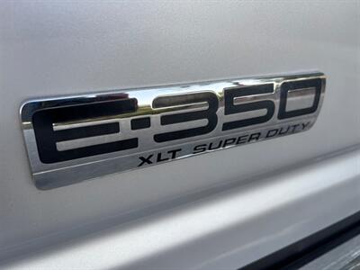 2010 Ford E-350 SD XL  Looks Great ! Runs Great!! - Photo 30 - Valencia, CA 91355