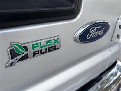 2010 Ford E-350 SD XL  Looks Great ! Runs Great!! - Photo 32 - Valencia, CA 91355