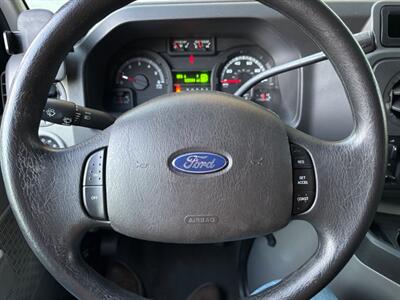 2010 Ford E-350 SD XL  Looks Great ! Runs Great!! - Photo 24 - Valencia, CA 91355