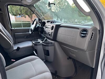2010 Ford E-350 SD XL  Looks Great ! Runs Great!! - Photo 12 - Valencia, CA 91355