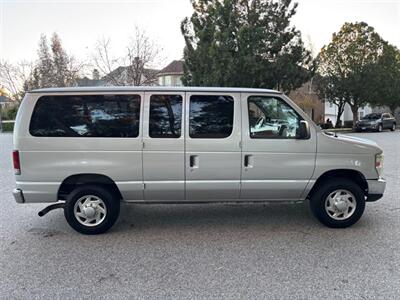 2010 Ford E-350 SD XL  Looks Great ! Runs Great!! - Photo 6 - Valencia, CA 91355