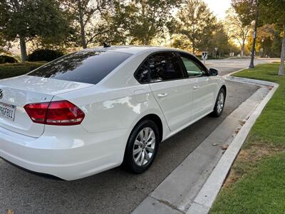 2014 Volkswagen Passat 1.8T Wolfsburg Edition PZEV  LOW MILES! GREAT RUNNIING CAR AT AN AFFORDABLE PRICE! - Photo 4 - Valencia, CA 91355