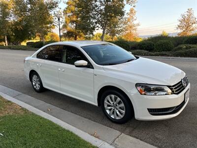 2014 Volkswagen Passat 1.8T Wolfsburg Edition PZEV  LOW MILES! GREAT RUNNIING CAR AT AN AFFORDABLE PRICE! - Photo 6 - Valencia, CA 91355