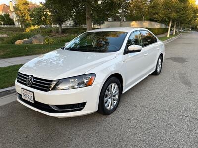 2014 Volkswagen Passat 1.8T Wolfsburg Edition PZEV  LOW MILES! GREAT RUNNIING CAR AT AN AFFORDABLE PRICE! Sedan