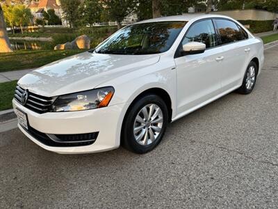 2014 Volkswagen Passat 1.8T Wolfsburg Edition PZEV  LOW MILES! GREAT RUNNIING CAR AT AN AFFORDABLE PRICE! - Photo 30 - Valencia, CA 91355