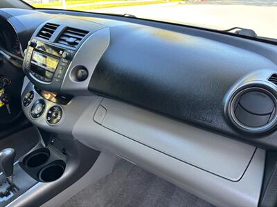 2008 Toyota RAV4 Limited  Clean Limited! RUNS PERFECT! - Photo 21 - Valencia, CA 91355