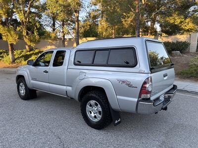 2010 Toyota Tacoma V6 4x4 ONE OWNER   - Photo 3 - Valencia, CA 91355