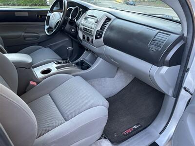 2010 Toyota Tacoma V6 4x4 ONE OWNER   - Photo 18 - Valencia, CA 91355