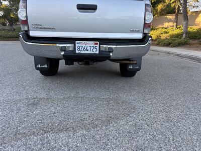 2010 Toyota Tacoma V6 4x4 ONE OWNER   - Photo 4 - Valencia, CA 91355