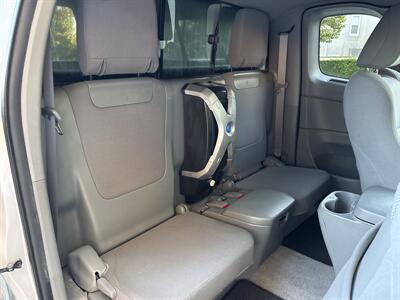 2010 Toyota Tacoma V6 4x4 ONE OWNER   - Photo 17 - Valencia, CA 91355