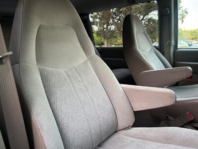2004 Chevrolet Astro ONE OWNER LOW MILES   - Photo 15 - Valencia, CA 91355