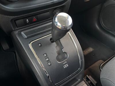 2014 Jeep Patriot Sport  4x4! Low miles! - Photo 22 - Valencia, CA 91355