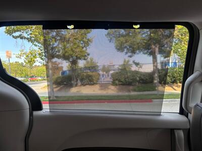 2017 Chrysler Pacifica Touring-L  ABSOLUTELY GORGEOUS VAN!!! - Photo 32 - Valencia, CA 91355
