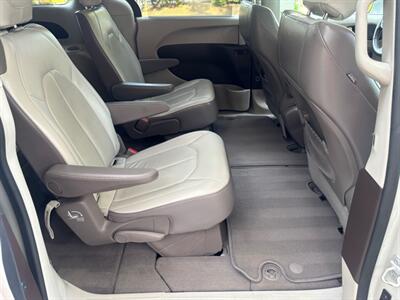 2017 Chrysler Pacifica Touring-L  ABSOLUTELY GORGEOUS VAN!!! - Photo 21 - Valencia, CA 91355