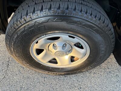 2006 Toyota Tacoma PreRunner V6  4.0 LOW MILES!!! - Photo 29 - Valencia, CA 91355