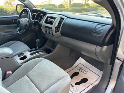 2006 Toyota Tacoma PreRunner V6  4.0 LOW MILES!!! - Photo 12 - Valencia, CA 91355