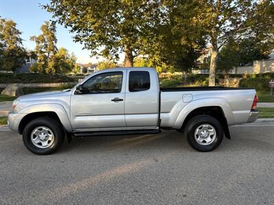 2006 Toyota Tacoma PreRunner V6  4.0 LOW MILES!!! - Photo 2 - Valencia, CA 91355