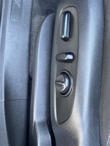 2020 Chevrolet Equinox LT  Runs Great ! - Photo 11 - Valencia, CA 91355