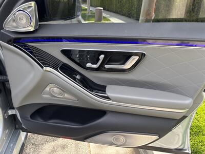 2021 Mercedes-Benz S 580 4MATIC  PRISTINE!!!!! LOW MILES - Photo 20 - Valencia, CA 91355