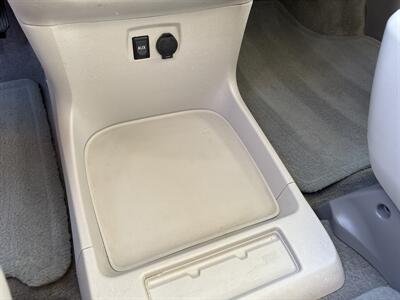 2014 Toyota Sienna L 7-Passenger  BEAUTIFUL CONDITION! RUNS PERFECT! - Photo 23 - Valencia, CA 91355