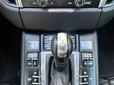 2016 Porsche Macan S  LOW MILES!! - Photo 45 - Valencia, CA 91355