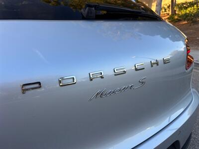 2016 Porsche Macan S  LOW MILES!! - Photo 54 - Valencia, CA 91355
