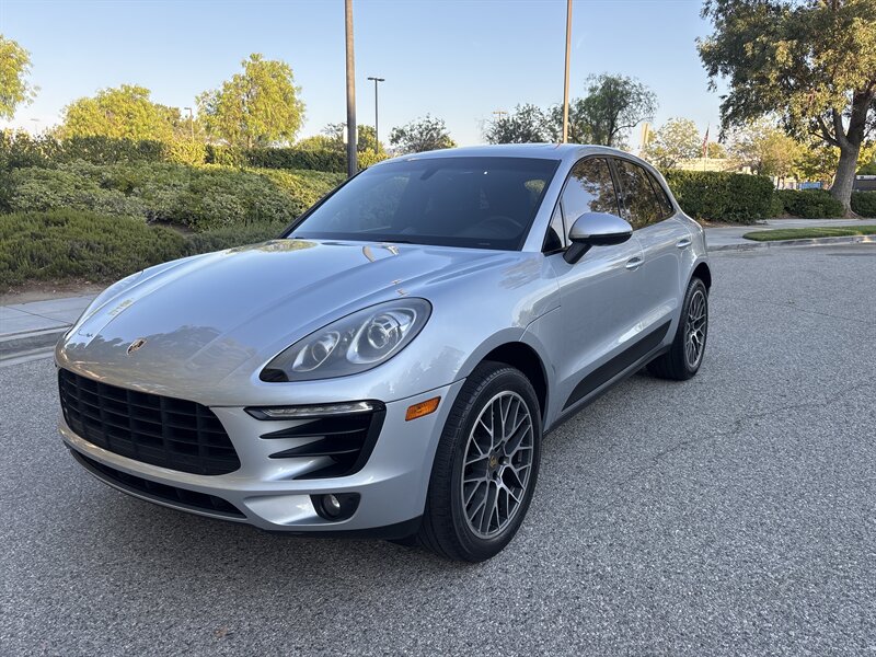 2016 Porsche Macan S LOW MILES!! - Photo 1 - Valencia, CA 91355