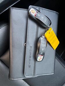 2016 Porsche Macan S  LOW MILES!! - Photo 58 - Valencia, CA 91355