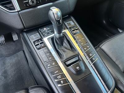 2016 Porsche Macan S  LOW MILES!! - Photo 36 - Valencia, CA 91355