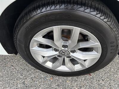 2017 Volkswagen Passat 1.8T S YOU WON "T BELIEVE HOW NICE THIS IS!! - Photo 31 - Valencia, CA 91355
