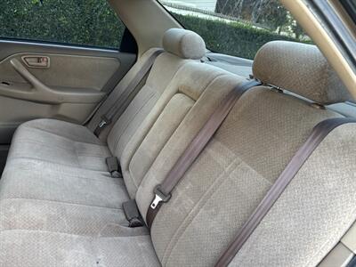 2000 Toyota Camry LE  One owner ! Low miles!! - Photo 12 - Valencia, CA 91355