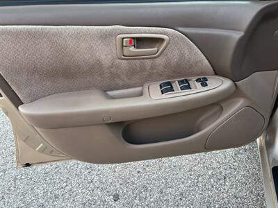 2000 Toyota Camry LE  One owner ! Low miles!! - Photo 19 - Valencia, CA 91355