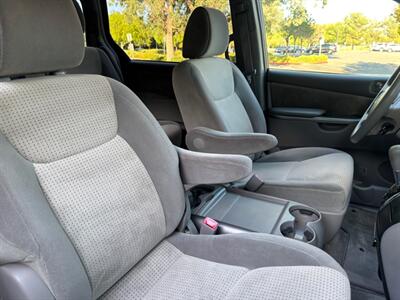2010 Toyota Sienna LE-Passenger  One owner !!! Great condition! - Photo 24 - Valencia, CA 91355