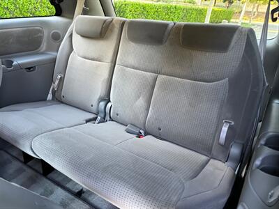 2010 Toyota Sienna LE-Passenger  One owner !!! Great condition! - Photo 14 - Valencia, CA 91355