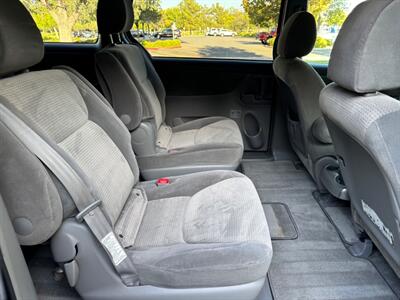 2010 Toyota Sienna LE-Passenger  One owner !!! Great condition! - Photo 27 - Valencia, CA 91355