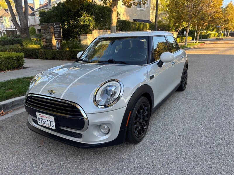 2016 MINI Hardtop 4 Door Cooper Super Clean ! 99k miles - Photo 1 - Valencia, CA 91355